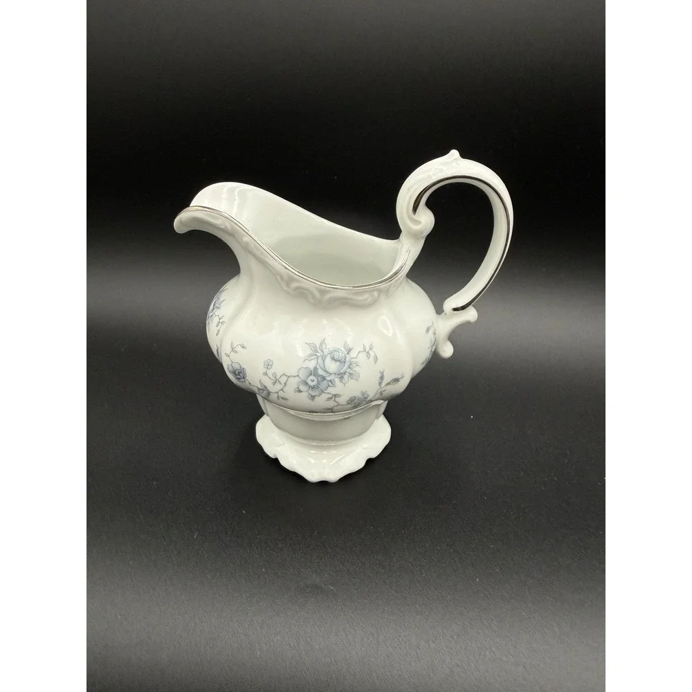 Johann Haviland Blue Garland Fine Porcelain 4.75